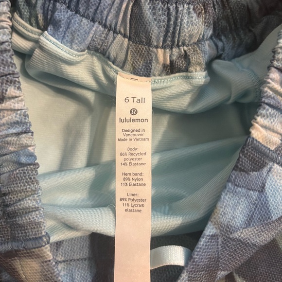 lululemon athletica Blue Patterned Athletic Shorts - Picture 4 of 5